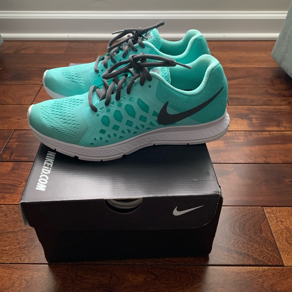 Nike Running Sneaker